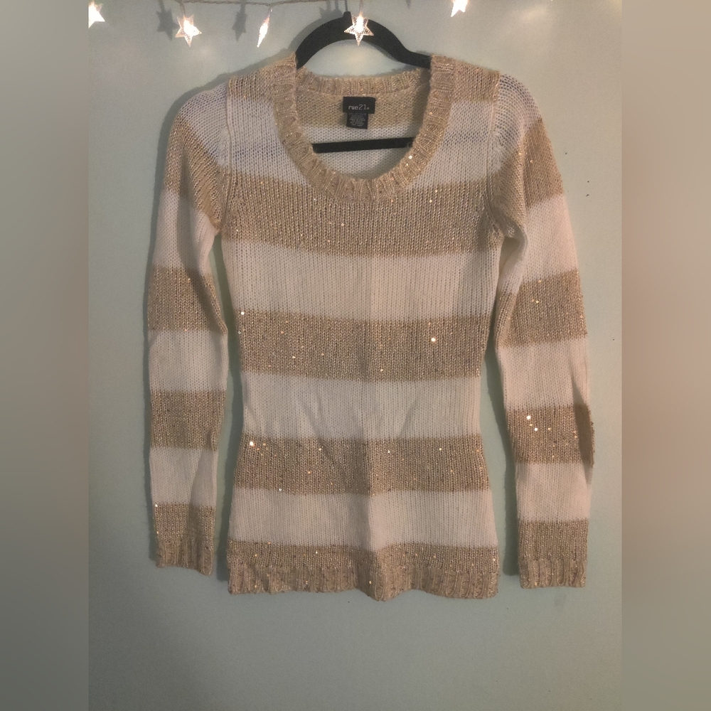 Rue 21 Small Gold And White Knit Sweater